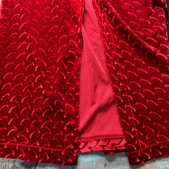 Vintage Michel Antonio Collection Burgundy Velvet Scoop Neck Maxi Dress Size 16 - Picture 14 of 14